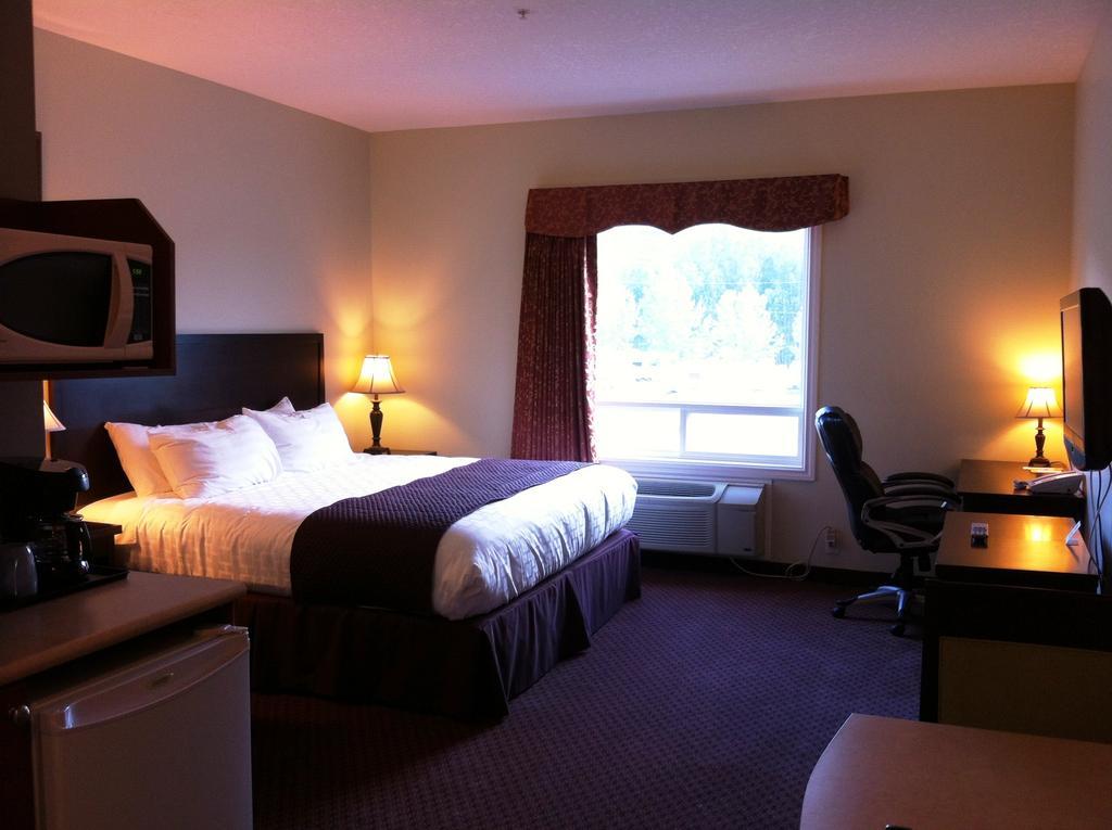 Days Inn By Wyndham Chetwynd Bilik gambar